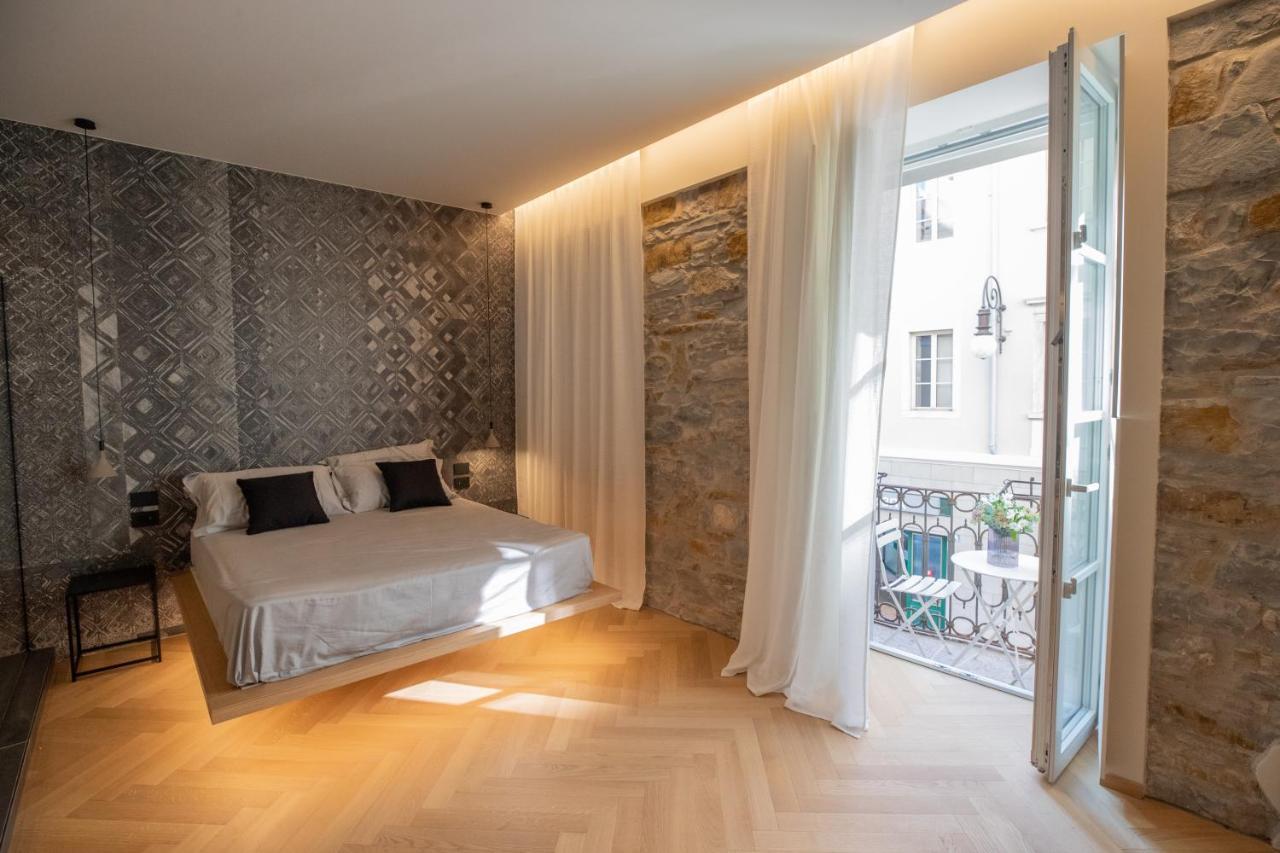 S1 Luxury Suites And Rooms Trieste Exterior photo