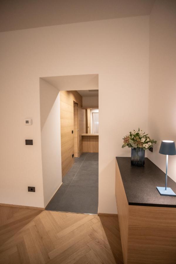 S1 Luxury Suites And Rooms Trieste Exterior photo