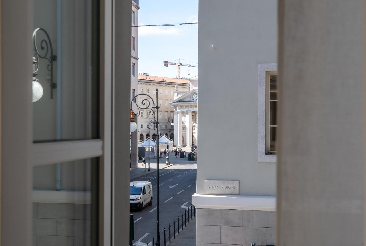 S1 Luxury Suites And Rooms Trieste Exterior photo