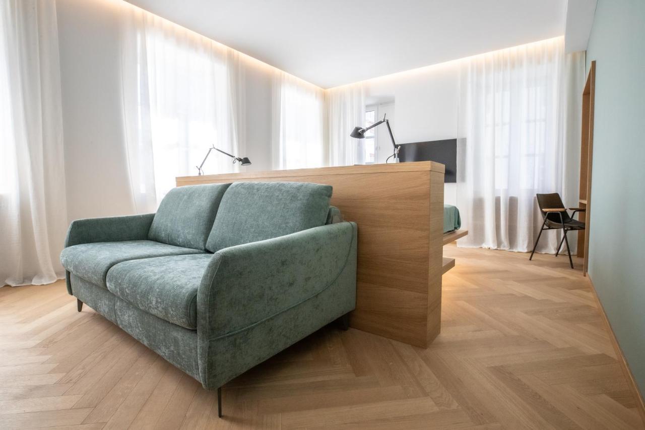 S1 Luxury Suites And Rooms Trieste Exterior photo